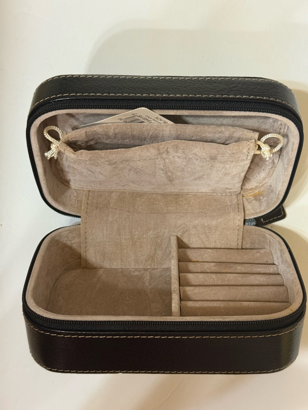 Fossil Genuine Leather Travel Jewelry Case - Picture 6 of 10